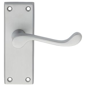 Carlisle Brass CBS55SC Victorian Scroll Lever On Backplate - Latch (Contract Range) 120mm x 40mm Satin Chrome