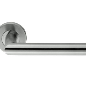 Eurospec Julian Mitred Stainless Steel Door Handles - Polished Or Satin Stainless Steel (Sold In Pairs)