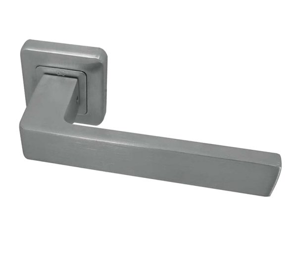 Mariani Kate Door Handles On Square Rose