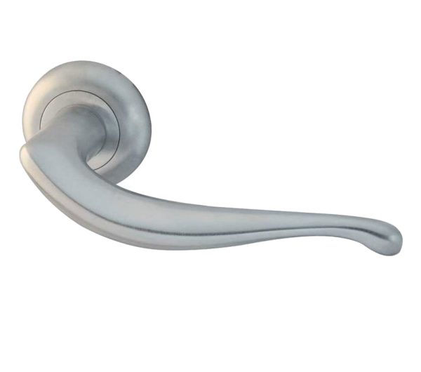 Paja Goccia Door Handles On Bevelled Round Rose