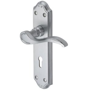 Heritage Brass Verona Satin Chrome Door Handles (Sold In Pairs)