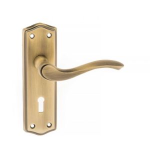 Atlantic Warwick Old English Door Handles On Backplate, Antique Brass - OE178AB (sold in pairs)