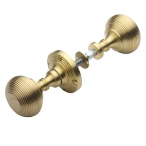 Heritage Brass Reeded Rim Door Knob, Satin Brass (Sold In Pairs)