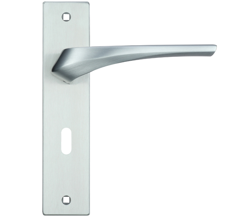 Zoo Hardware Rosso Maniglie Aries Door Handles On Backplate, Satin Chrome (Sold In Pairs)