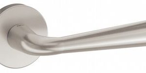 Atlantic Tupai Rapido Curvaline Adra Designer Door Handles On Round Rose, Pearl Nickel - T293RPL (sold in pairs)