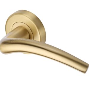 Heritage Brass Wing Satin Brass Door Handles On Round Rose (Sold In Pairs)