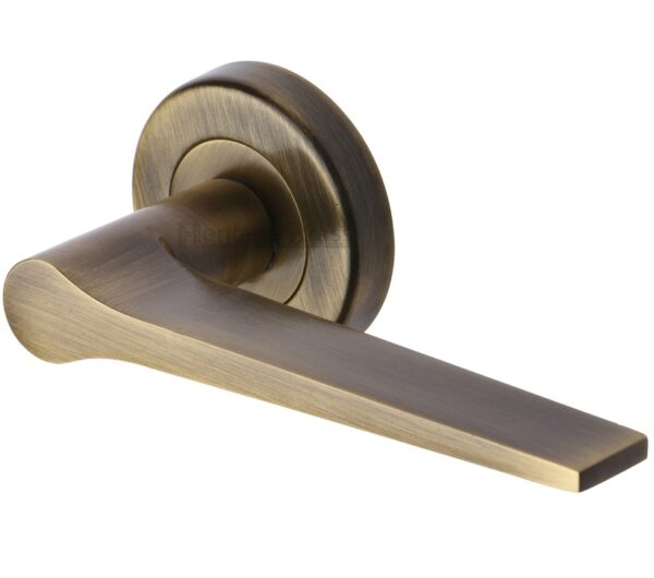 Heritage Brass Gio Antique Brass Door Handles On Round Rose