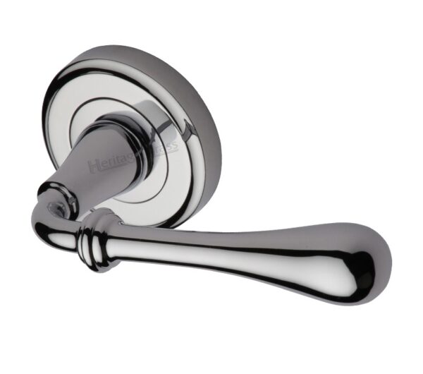 Heritage Brass Roma Polished Chrome Door Handles On Round Rose (Sold In Pairs)