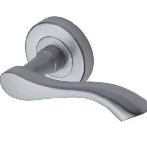 Heritage Brass Algarve Satin Chrome Door Handles On Round Rose (Sold In Pairs)