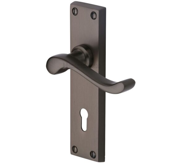 Heritage Brass Bedford Matt Bronze Door Handles (Sold In Pairs)