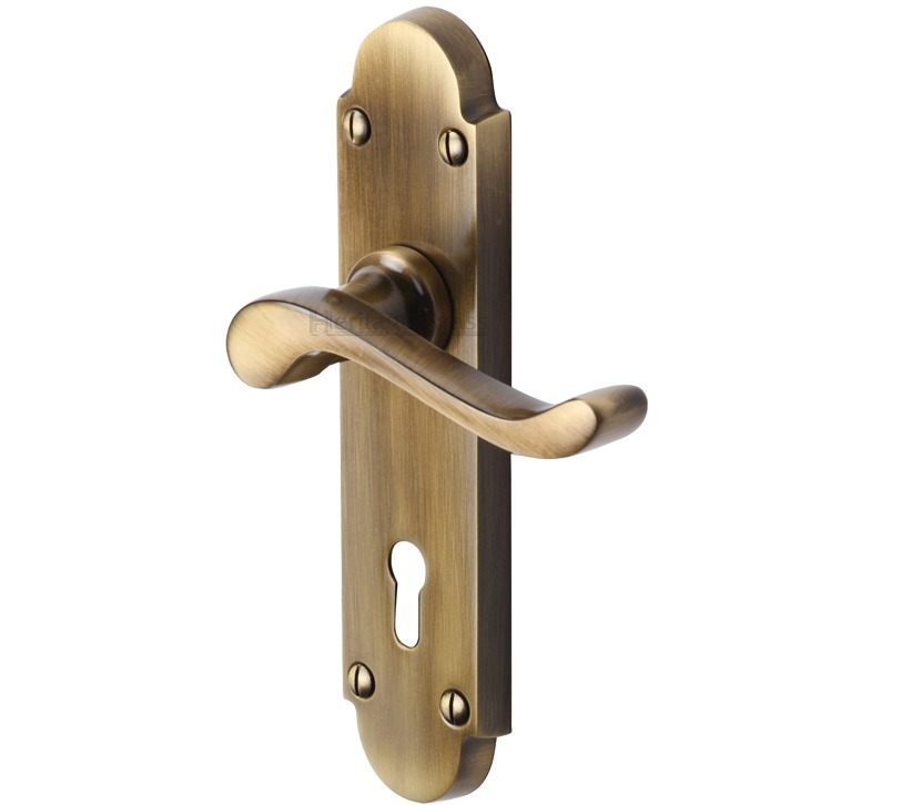 Heritage Brass Savoy Antique Brass Door Handles