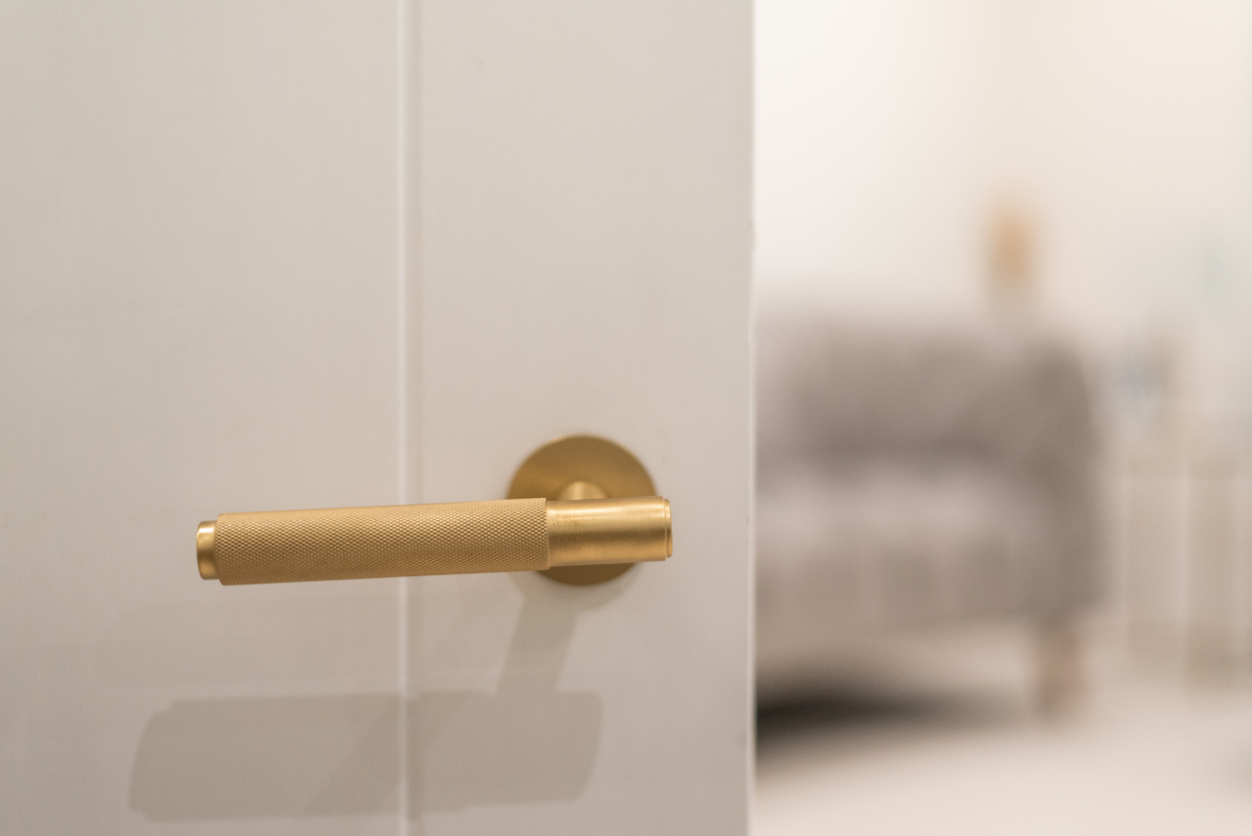 Millhouse Brass Crompton Designer Lever on 5mm Slimline Round Rose - Satin Nickel MHSR100SN