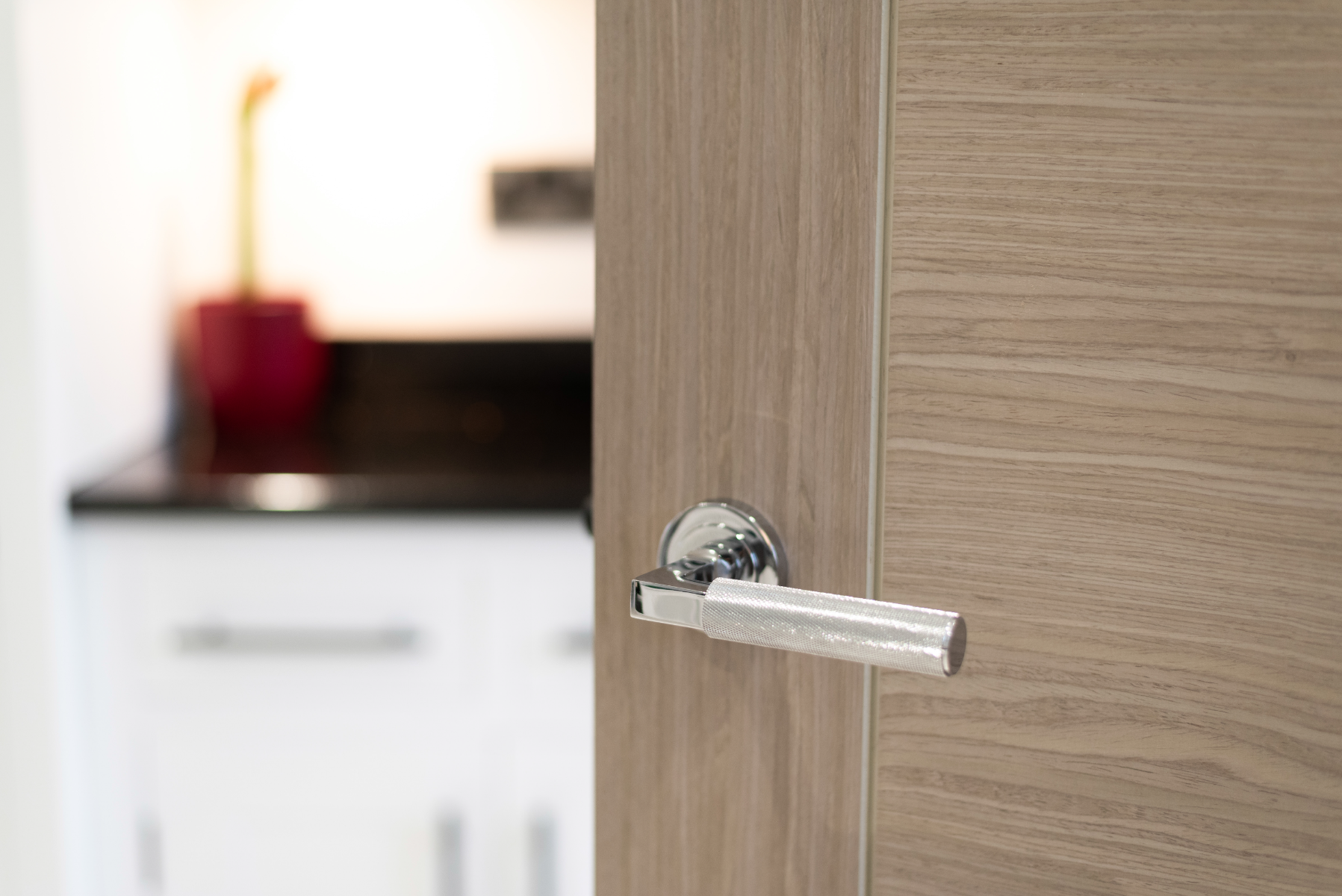 Millhouse Brass Cartwright Designer Lever on Round Rose - Matt Black MHR200MB